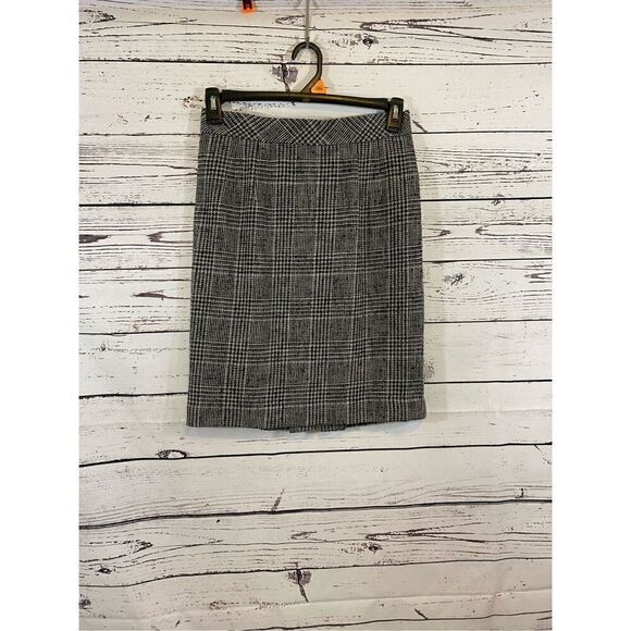 Talbots Black and White Wool Blend Petite Pencil Skirt Size 8P - Picture 1 of 7
